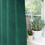 Cargar imagen en el visor de la galería, McAlister Textiles Matt Emerald Velvet Curtains Tailored Curtains
