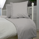 Cargar imagen en el visor de la galería, McAlister Textiles Albany Soft Grey Bed Runners Throws and Runners