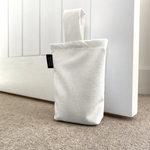 Cargar imagen en el visor de la galería, McAlister Textiles Roma Cream Doorstop Doorstops