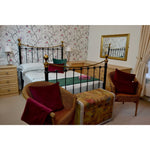 Cargar imagen en el visor de la galería, McAlister Textiles Matt Wine Red Contrast Piped Velvet Cushion Cushions and Covers