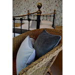 Cargar imagen en el visor de la galería, McAlister Textiles Matt Charcoal Grey Contrast Piped Velvet Cushion Cushions and Covers