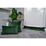 Cargar imagen en el visor de la galería, McAlister Textiles Matt Moss Green Piped Velvet Cushion Cushions and Covers 
