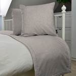 Cargar imagen en el visor de la galería, McAlister Textiles Capri Soft Grey Bed Runners Throws and Runners 
