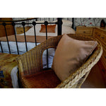 Cargar imagen en el visor de la galería, McAlister Textiles Matt Caramel Gold Piped Velvet Cushion Cushions and Covers 
