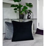 Cargar imagen en el visor de la galería, McAlister Textiles Matt Black Piped Velvet Cushion Cushions and Covers 
