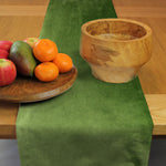 Cargar imagen en el visor de la galería, McAlister Textiles Matt Fern Green Velvet Table Runner Throws and Runners Table Runner (30cm x 200cm) 
